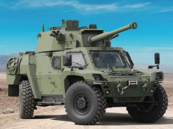 トルコ軍需企業の4輪機動装甲車両「AKREP II」…90mm砲装備の戦闘モジュールを搭載！