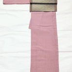 ぶどうの木の小りす