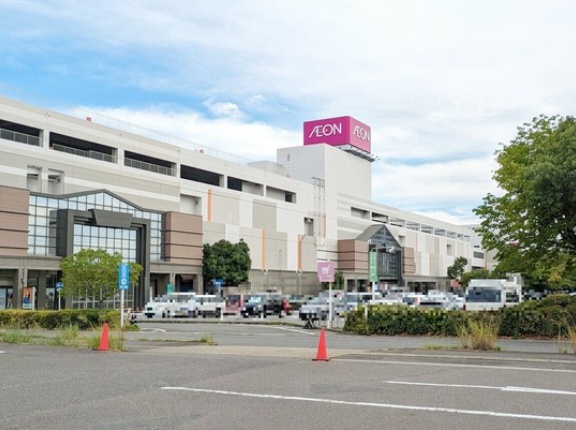 イオン小牧店で8/14(金)から『お盆イベント』がスタート。ヘンテコな生き物展や恐竜散歩など