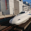 ゴールデンウィーク安いのはどっち？東京から大阪へ新幹線か車か？