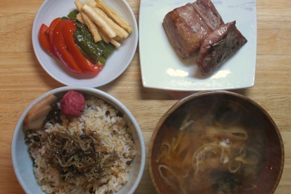 マグロ血合いを塩味で焼く サムライごはん De自衛自炊 マグロ血合いを塩味で焼く サムライごはん De自衛自炊
