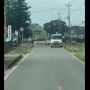 【動画】対向車「大型牽引トレーラーが道いっぱい塞いでる！通れない」　→　大型運転手の信じられない神技で無事解決！すげえええ