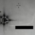 流出したFBIファイルには、UFOから出現する「身長4フィート（約120cm）」の宇宙人が記述されている。