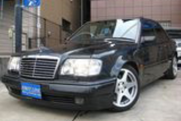 神奈川県横浜市のw124 ベンツ ｂｍｗ中古車販売 買取り 車検 整備のファーストライン