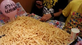 「ポテト６０個挑戦！みんな来い！拡散希望」ツイートで、マクドナルド大混雑　店員？「他の客から苦情が」ツイートも