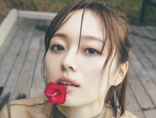 梅澤美波2nd写真集のX垢、フォロワー5.5万でひっそりヤバい