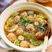 ♡ボリューム満点！肉団子と白菜の春雨鍋♡【#簡単レシピ #時短 #節約 #鶏ひき肉 #白菜レシピ 】