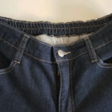 『見た目はデニム！フェリシモの裏ボアパンツで50代ぬくぬくコーデ』の画像