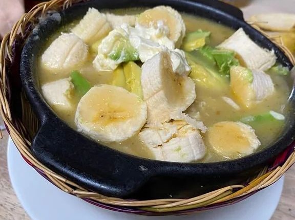 コロンビア「みんなの国で最も奇妙な食べ物の組み合わせは何？」