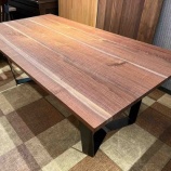�������ڹ���The GRAND TABLE�����١٤β���