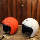 1960年代の名作ヘルメット（BELL 500TX）をモチーフにした小ぶりなシルエットが特徴のBEETLE L.A.C-2