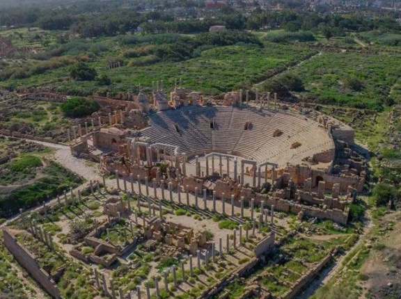 リビア人「お前らの国は古代文明の遺跡を今でも残してる？」