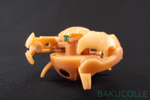 爆丸　ルミナ・ブルティカン ルミナ・ブルティカン HAOS SABATOR 光属性(TRANSLUCENT) 爆丸