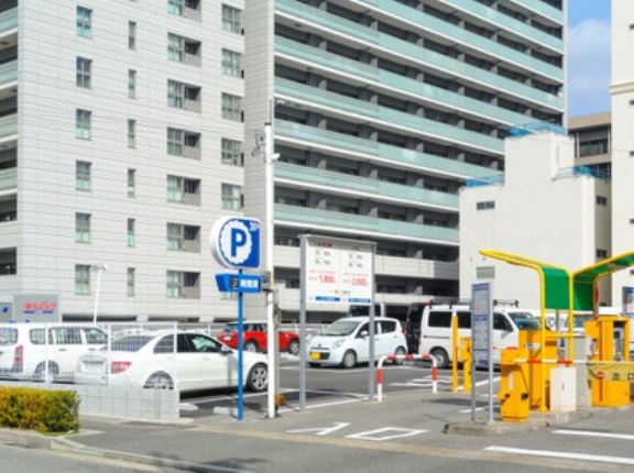 田舎「平均年収400万円です、車必須です」←無理でワロタ