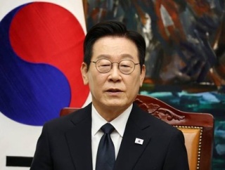 日本が嫌いな韓国の大統領、ついに支持率が過去最低を記録し完全終了