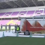 【悲報】京都のサッカースタジアムで聖火リレー「芝生に配慮して走ります！」 → リレー終了後、とんでもないことになってしまう・・・