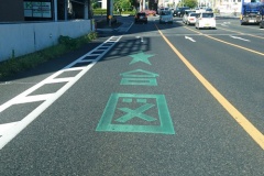 ウインカーを出さないドライバーの心理 「運転が下手だと思われる」「曲がることぐらいわかるでしょ」