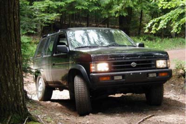 気になる車 日産d21型テラノ スロードライブで行きましょかblog