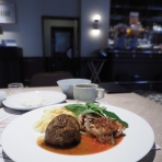 白髪おやじのおひとりさまランチ