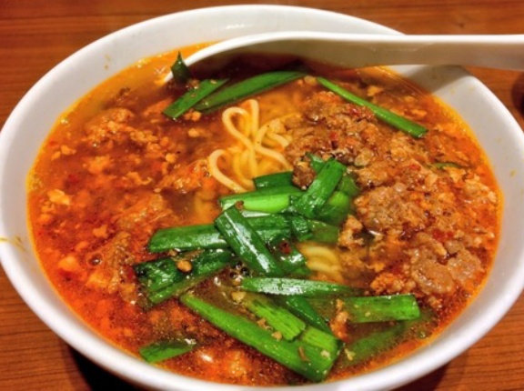 【愛知】LiSA、「味仙」「矢場とん」「スガキヤ」名古屋グルメを満喫「名古屋は美味しいものに困らない」