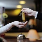 お客さん「チェックインで」