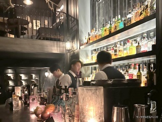 【HEX BAR　ヘックスバー】　at　ヤワラートエリア　～ハリーポッター気分！ヤワラートの異世界バーに潜入～
