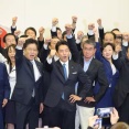 【画像】小泉進次郎総裁選出陣式、国会議員が100人集まる異常事態wwwwwwwwwwwwww