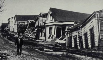 【地震】壊滅的な被害をもたらした歴史上の15の巨大地震