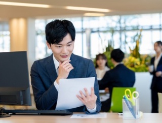 会社にいる「◯〇軍団」とか「〇〇派」とかしょうもなくねぇか？？