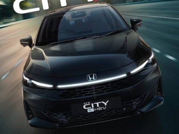 インドではホンダ新型シティの新車が約199万円から買えるらしい…