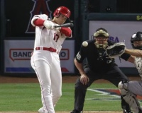進化続ける大谷翔平　アッパースイングからレベルスイングへ…「対応力」で日本選手初キングに