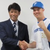 日本ハム新外国人マーベル、日本語で入団会見ｗｗｗｗｗｗ