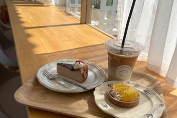 あっちこっち ここdeランチ - カフェ・コーヒー・スイーツ