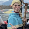 【悲報】某マルシルのコスプレイヤー、全てのX民を敵にする大立ち回りを展開