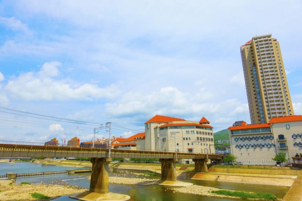 宝塚音楽学校に入る前に知っておきたいこと すみれの国の秘密箱