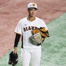 巨人・阿部監督、井上（5回1/3無失点勝利投手）「2球連続で振ると思った？何で首振らないの？」