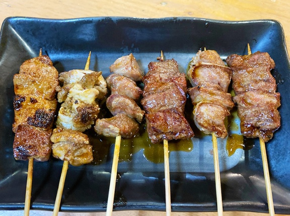 青森駅前にあるサラリーメンのオアシス！立ち飲み屋「井戸端」