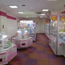 海外「日本でクレーンゲームに嵌ってしまった……」日本のクレーンゲームの戦利品に対する海外の反応