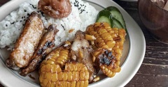 【手羽中ととうもろこしのバター醤油焼き】献立。