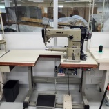 『【岐阜県関市のお客様にJUKI製DSU-142-6(シリンダーベット1本針本縫上下送りミシン)の中古をお買い上げいただきました】縫いずらかった個所の縫製がスムーズになりました!』の画像
