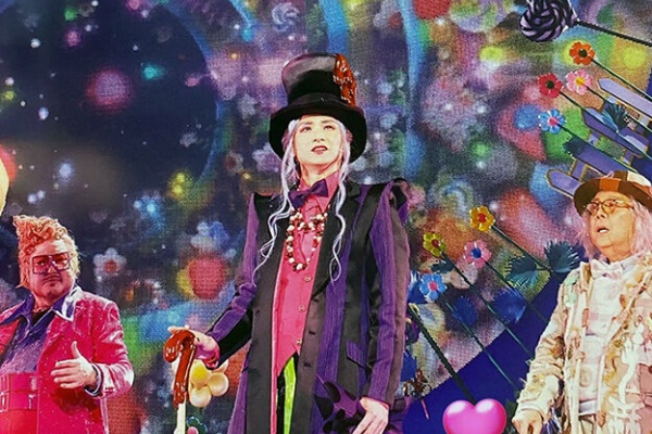 チャリチョコ Amazon.co.jp: チャーリーとチョコレート工場 [DVD] : ジョニー