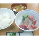 『新橋駅前ビル「さかな亭」 刺身(並)定 750円』の画像