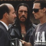 「スパイと見破られない方法」を公開！　CIA「身だしなみをきちんとしましょう」