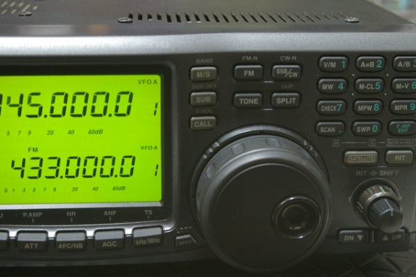 ICOM IC-910 動作品 JHGのブログ - ・IC-910・970