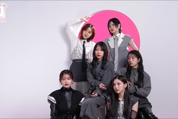 そこ曲がったら、櫻坂？」第2弾 的野美青 村井優 直筆サイン