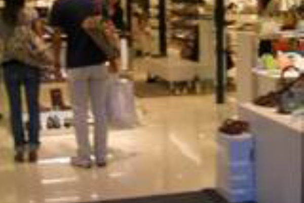 御殿場プレミアムアウトレット超々最新情報 By御殿場プレミアムアウトレット探偵団 姫野理沙 質流れ情報あり 御殿場アウトレット シューズ シューズ