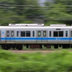 小田急の車両がなぜ走行中に側面のLED表示器を消すのかを考える