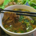 バインダー・クア（カニ出汁麺）