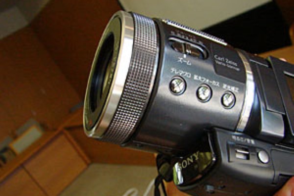 ＨＤＶハイビジョンカメラガイドブック ＨＤＲ－ＨＣ１／ＨＤＲ－ＦＸ１／ＨＶＲ－Ｚ Hands On HDV - A Complete Guide to the Sony HDR-HC1, HVR-Z1U