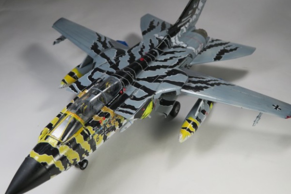 つれづれプラモ製作記 - レベルトーネードECR